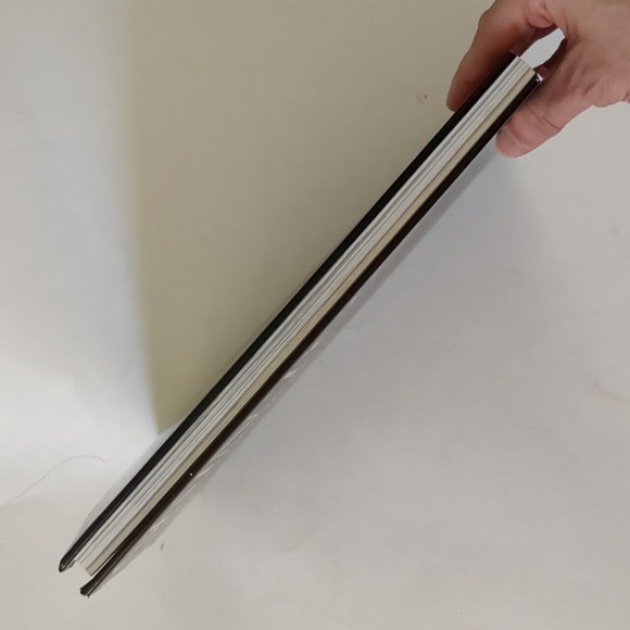 Skin to Skin: Eroticism in Dress - 1982 - Picture 12 of 15